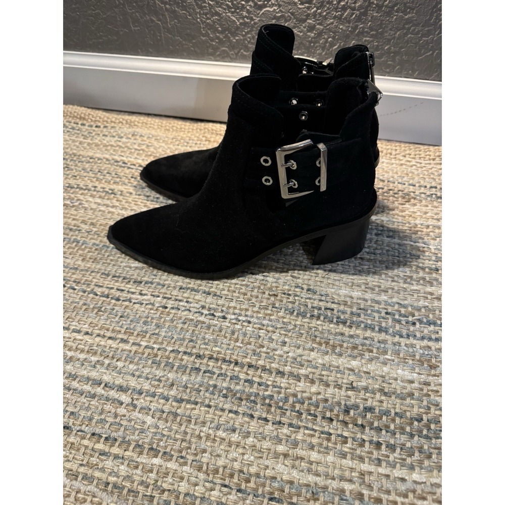Steve Madden Gatewood Buckle Booties Suede Black 8.5 New